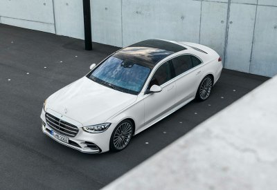 S-Class الجديدة من مرسيدس-بنز: مفهوم جديد للفخامة والابتكار