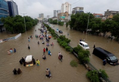 الأمطار الغزيرة في باكستان تخلف 23 قتيلاً و34 مصاباً