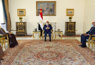 رئيس جمهورية مصر العربية يستقبل وزير الخارجية