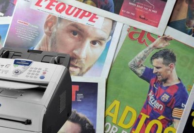 ميسي يكشف: لهذا اخترت الفاكس لإرسال رسالة "الوداع" لبرشلونة 