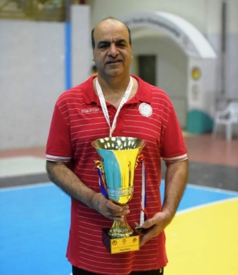 محمد المراغي يقترب من يد الشباب