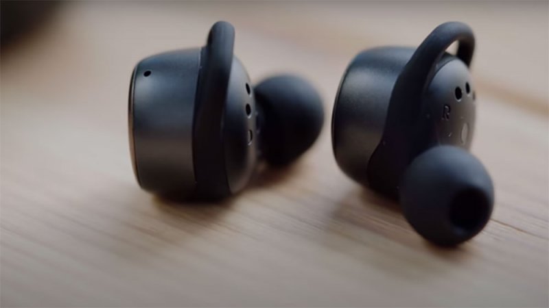 JBL تنافس آبل بمجموعة مميزة من السماعات اللاسلكية