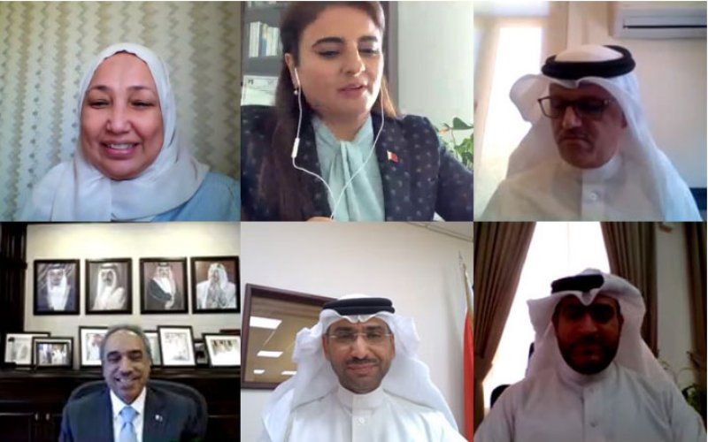 وزير الأشغال يبحث مع النائبة سوسن كمال السكن الجماعي والبيوت القديمة ومشروع تنمية المدن والقرى 