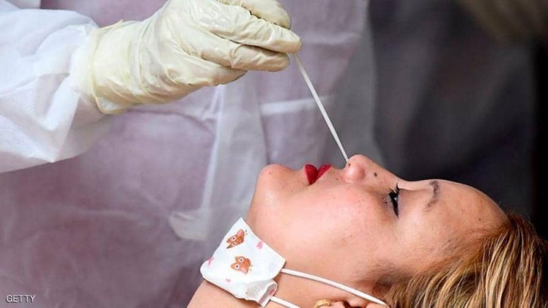  باحثون بريطانيون يكشفون "عيبا كبيرا" في فحوص كورونا 