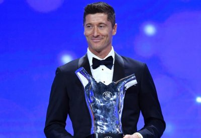 ليفاندوفسكي لاعب العام في أوروبا