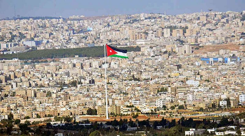 الأردن تفرض حظراً للتجوال لمواجهة "كورونا"
