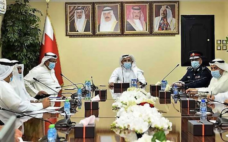 محافظ الشمالية يلتقي رؤساء المآتم ويؤكد على ضرورة التقيد بالإجراءات الاحترازية