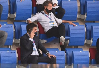 برشلونة يشير لتوقيعات مثيرة للشك في حملة حجب الثقة
