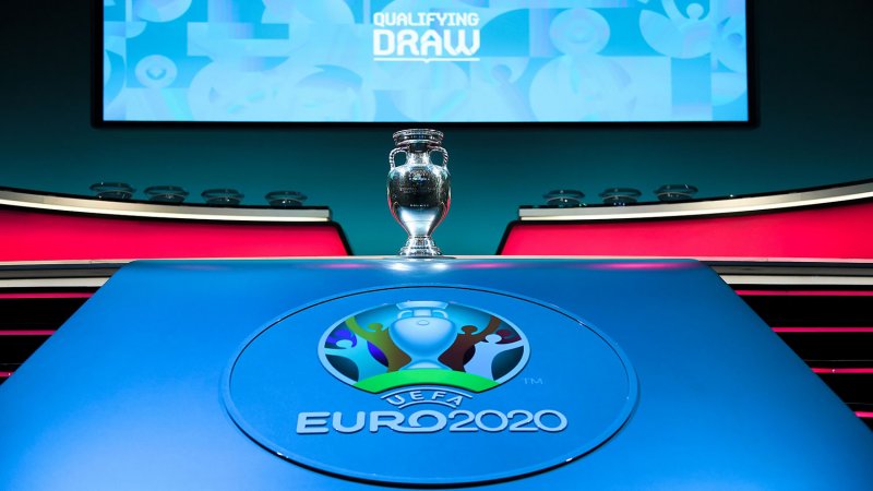 يورو 2020.. اكتمال عقد نهائي الملحق