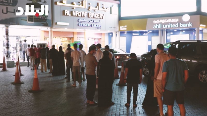 بالفيديو: طوابير لشراء كمبيوترات.. والأسعار تقفز إلى 300 دينار