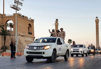 حوار القاهرة حول ليبيا مستمر.. "حتى كتابة دستور جديد"