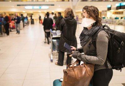 أوروبا تسجل قفزة بإصابات كورونا.. والصحة العالمية: الإغلاق آخر حل