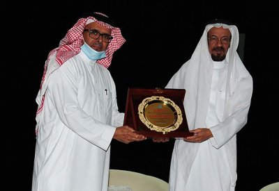  الهاجري يقدم 5 نماذج روائية بجمعية الثقافة والفنون في الدمام​