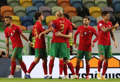 برونالدو أو من دونه.. البرتغال مستمرة في التألق بدوري الأمم