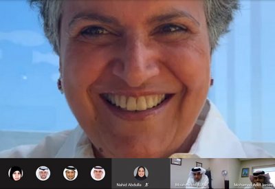 بالصور: النائبة الكويتية صفاء الهاشم تقدم محاضرة لموظفي مجلس الشورى