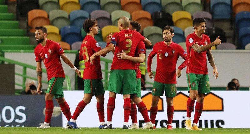 برونالدو أو من دونه.. البرتغال مستمرة في التألق بدوري الأمم