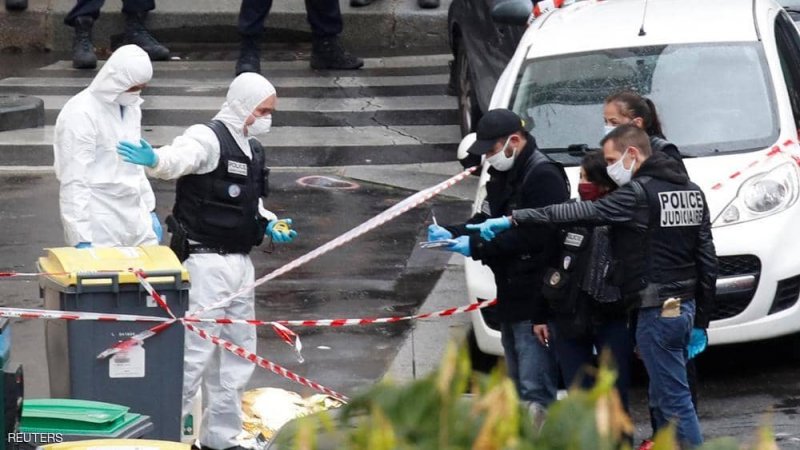 فرنسا تخطط لطرد 231 شخصا بعد "ذبح المدرس"