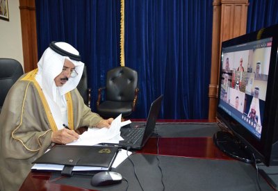 مجلس أمناء كلية عبدالله بن خالد: يطلع على الخطة الدراسية