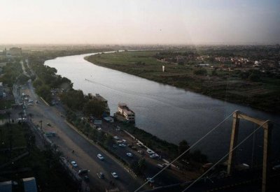 تغريدة ترامب تنعش الجنيه.. السودان يستعد لإزالة ركام العزلة