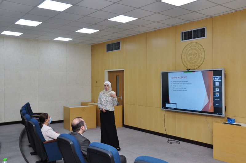 ورشة بجامعة الخليج العربي للتدرب على فنون الخطابة وتذليل فوبيا الالقاء