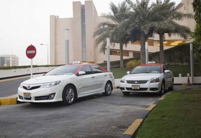 سائق "تاكسي" بلا عمل و"شبح" المعيشة يطارده
