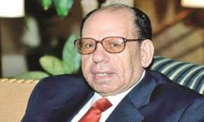 الناقد صلاح فضل يطرح فنون الكتابة في العصر الرقمي