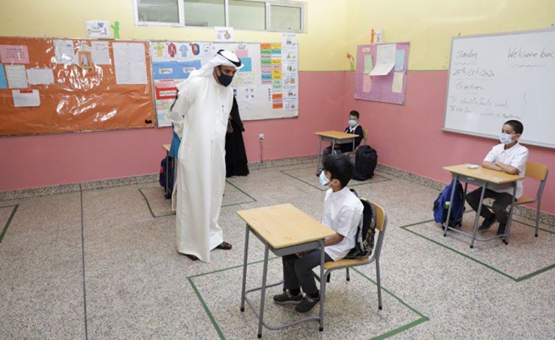 التربية: عودة جزئية إلى مقاعد الدراسة وسط إجراءات احترازية شاملة
