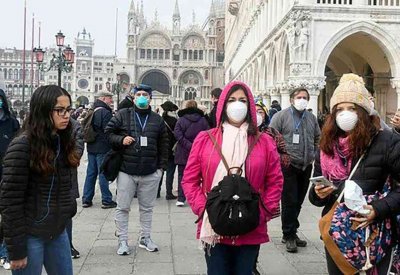 مستشار طبي: فرنسا ربما تشهد 100 ألف إصابة جديدة بكورونا يوميًا