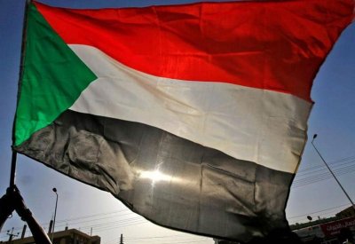 ماذا سيجنى السودانيون من رفع اسم بلادهم من قائمة الإرهاب؟