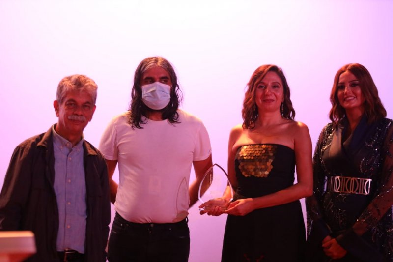 مي عودة تفوز بجائزة variety بمهرجان الجونة
