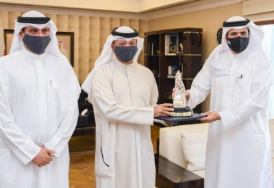 الرميحي يتسلم جائزة سمو الشيخ عيسى بن علي آل خليفة للعمل التطوعي