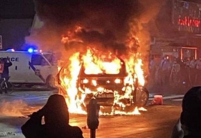 "فلويد جديد".. فيلادلفيا تغلي باحتجاجات عنيفة