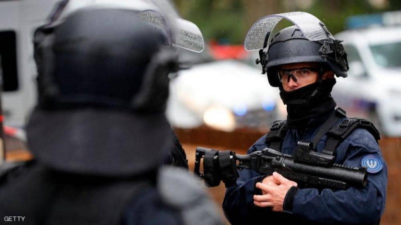 قتلى بحادثة طعن في فرنسا.. واعتقال المنفذ