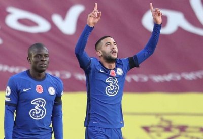 فوز صعب لمان سيتي وتألق لافت للمغربي زياش مع تشلسي