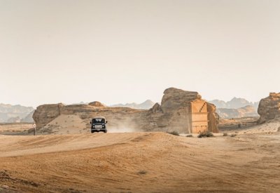 العلا تفتح المواقع التراثية للسياح بحزمة واسعة من الأنشطة