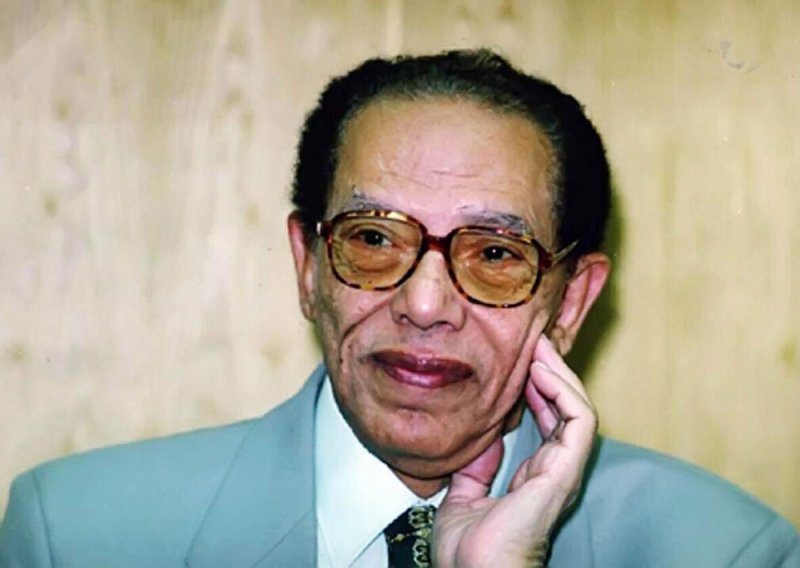 مصطفى محمود...سيرة العلم والإيمان