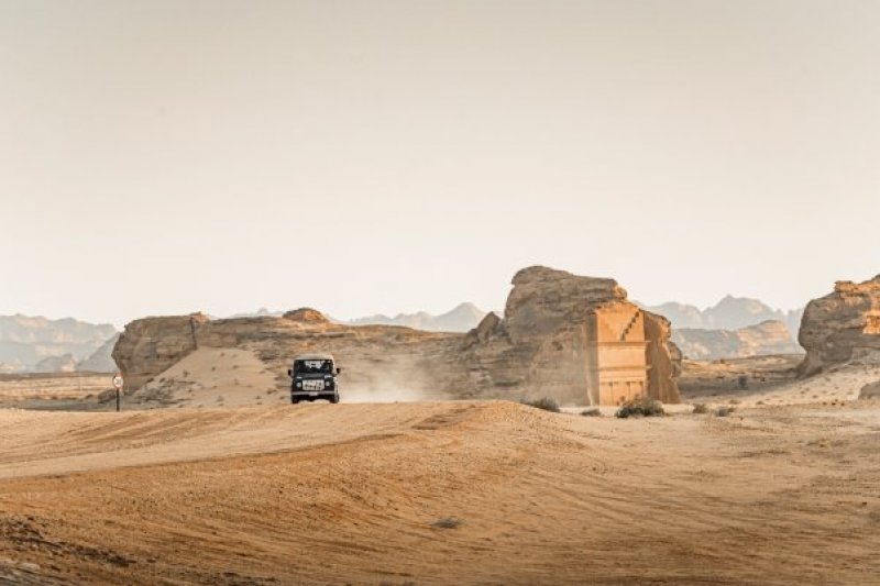 العلا تفتح المواقع التراثية للسياح بحزمة واسعة من الأنشطة