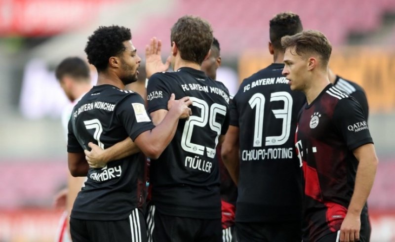 الدوري الألماني: فوز بايرن ميونخ ودورتموند وتعادل فرانكفورت مع بريمن