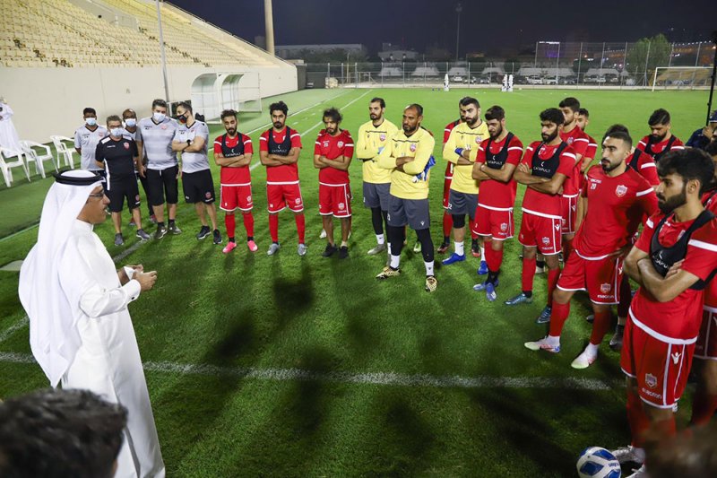 البوعينين يشهد التدريب الأخير للمنتخب الوطني