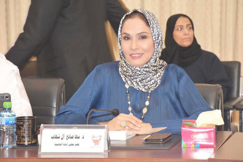 آل شهاب: الطب مهنة إنسانية والبحريني يعمل بشغف