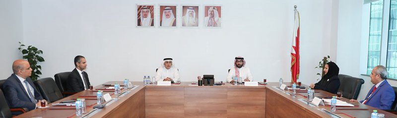 وزير الصناعة يترأس أعمال الاجتماع العاشر لمجلس تنمية المؤسسات الصغيرة والمتوسطة