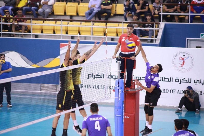 عاشوري: لن يسمح للفريق بالدخول دون استمارة الفحص السريع