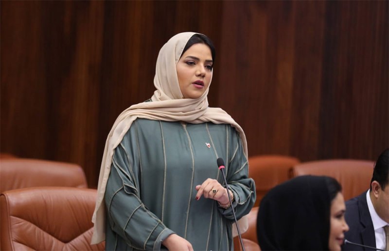فحص طبي إلزامي لكل عامل وافد قبل تجديد ترخيصه