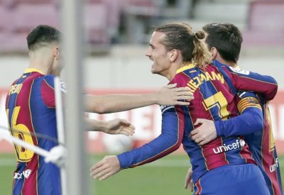 برشلونة يستعيد نغمة الانتصارات بخماسية ضد بيتيس