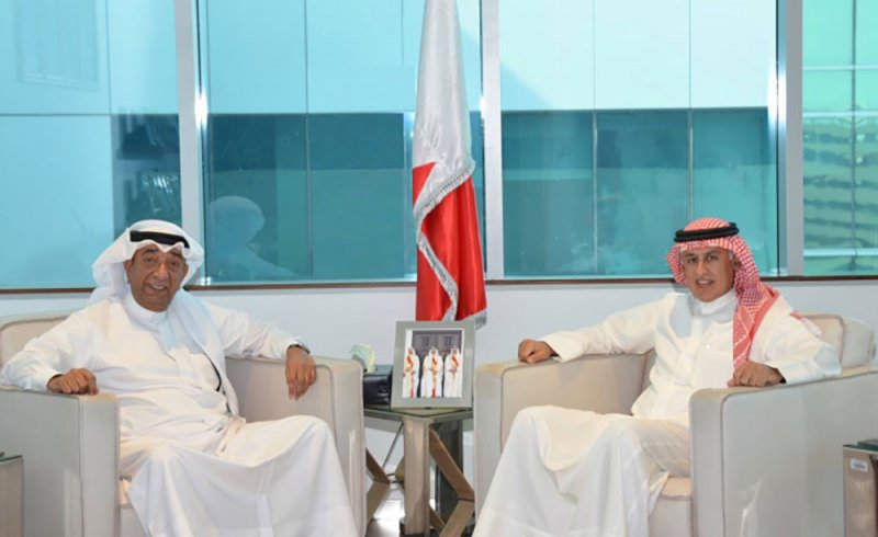 وزير الصناعة يستقبل رئيس مجلس إدارة الغرفة