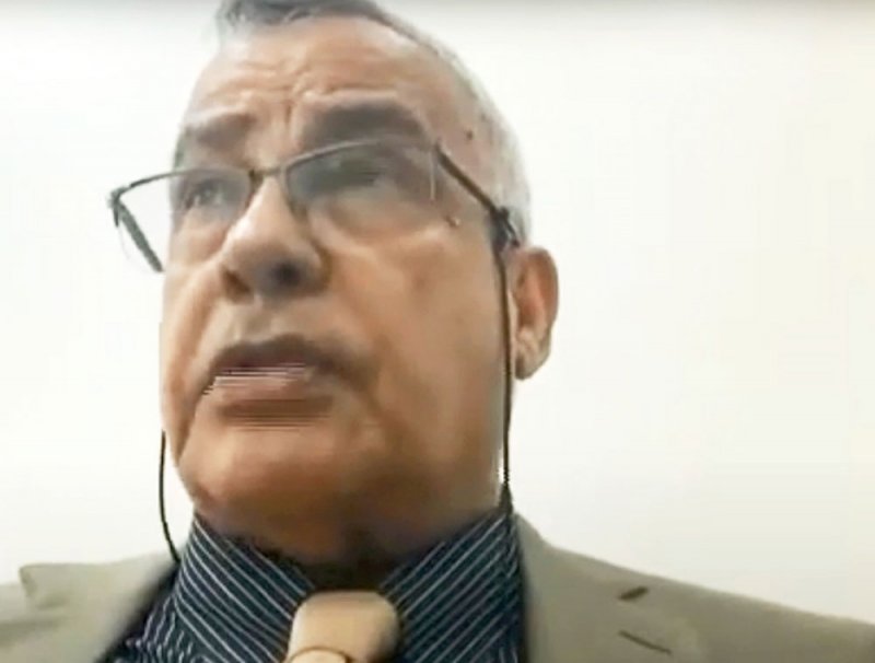 العريض: لا أصدق وجود طبيب عاطل