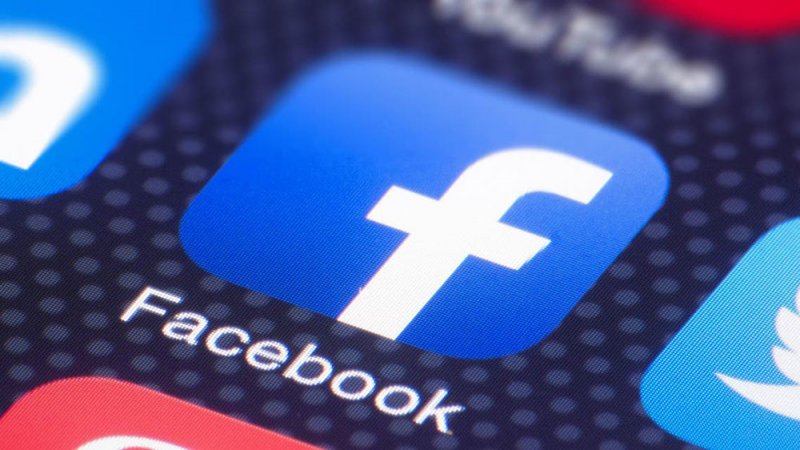 "فيسبوك" تواجه تهديدا كبيرا داخل أكبر أسواقها في العالم