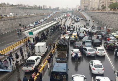 احتجاجات نوفمبر.. عقوبات أميركية تستهدف إيرانيين وكيانات متورطين