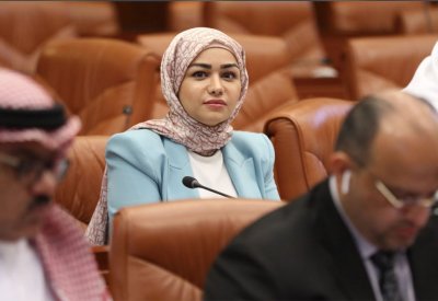 الحايكي تقود تعديلا لقانون الخدمة المدنية