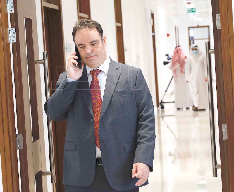 لا تعقيدات بتوظيف المعلمين الأجانب